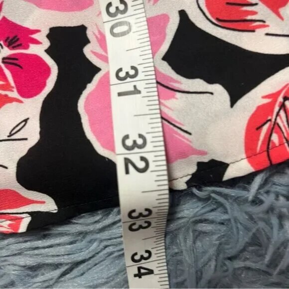 Foxcroft Jade Blooming Dark Floral Tunic Shirt Red Flower Size 22W - Picture 3 of 8